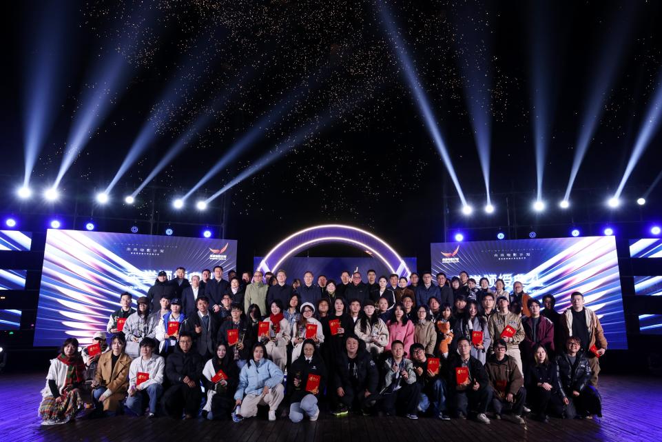 【Mini Series News Pulse】Mini Series Nai He Nai He Bu Feng Jun (When Will Our Paths Cross?) Goes Viral 【Mini Series News Pulse】Mini Series Nai He Nai He Bu Feng Jun (When Will Our Paths Cross?) Goes Viral_fororder_烟台