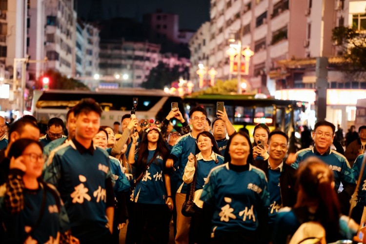 文旅交融、以球会友!赣州永州两地球迷赛前互动为“赣超”添彩