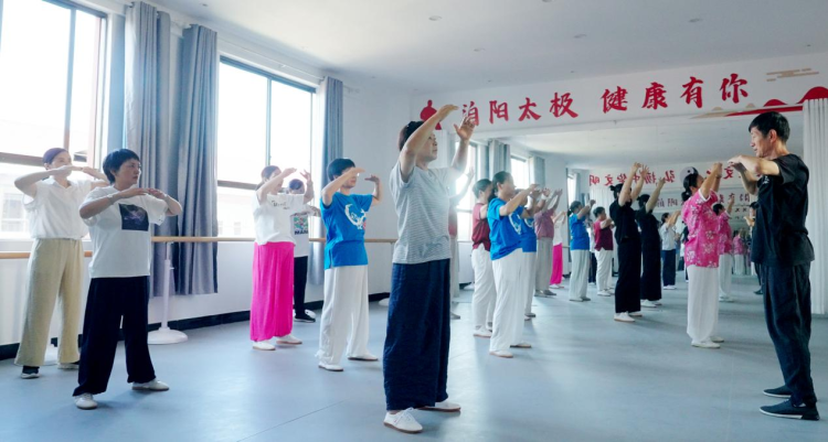 江西乐平:“银龄”乐学焕新生_fororder_图片8