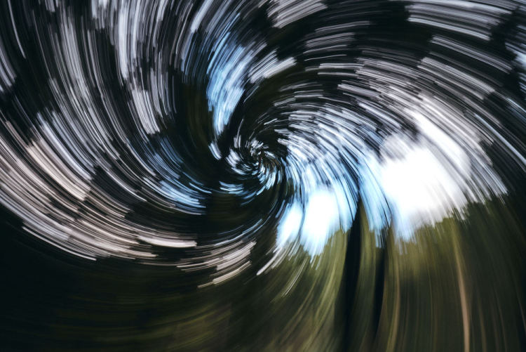 以镜头为媒,共绘“天下悠”之境——“让世界看见庐山”国际摄影采风活动侧记