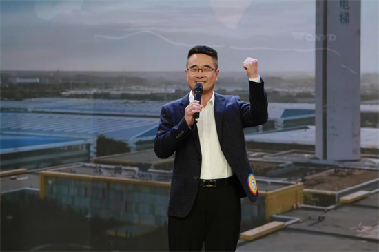 沈阳铁西区“强国复兴有我”职工演讲决赛举行_fororder_常铁西演讲2