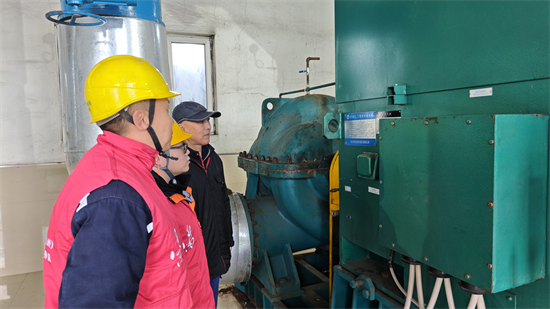 国网铁岭供电公司:电力先行暖民心 保障供暖第一栓_fororder_电力供暖3