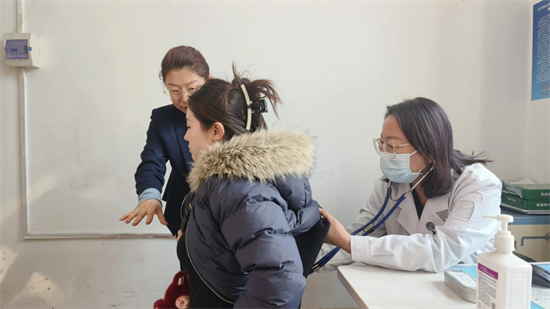 沈阳市手语工作站功能“上新” 手语导医让无声就医暖起来_fororder_黄非加急2