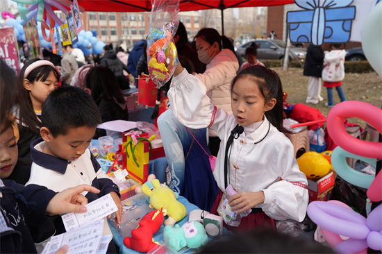 沈阳市东北英才学校举办主题校园文化集市_fororder_教育文化集市2