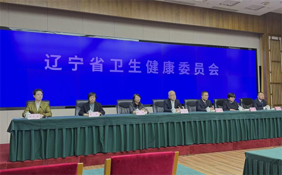 (待核实)辽宁省级专家“组团”为公众秋季健康“把脉”_fororder_杨薇健康