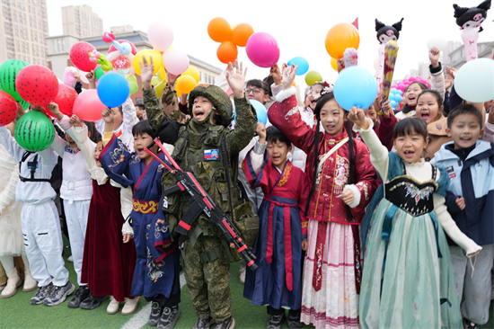 沈阳市东北英才学校举办主题校园文化集市_fororder_教育文化集市4