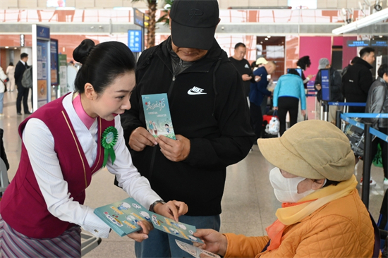 南航北方分公司“老幼无忧”服务全新上线_fororder_南航图2