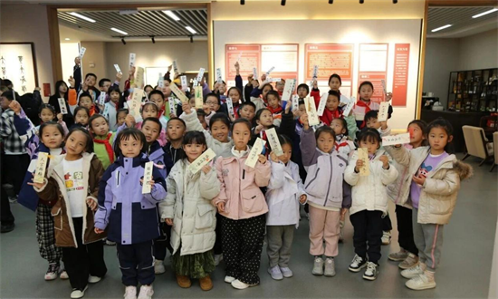 沈阳市杏坛小学开展廉洁教育研学活动_fororder_教育杏坛3