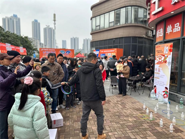 冬至温情满江城 武水集团多会场联动为万家居民送上“暖心礼”_fororder_微信图片_20251225170317