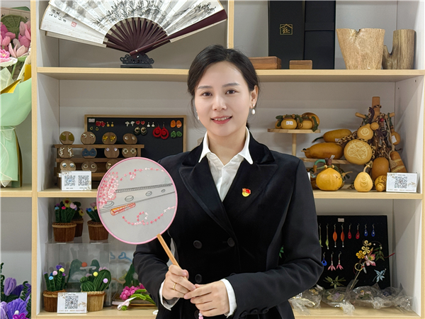 数字口袋装民意 武汉这位社区书记基层服务玩出AI新花样_fororder_图片40