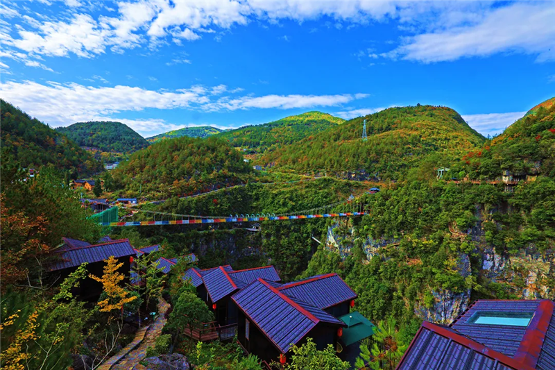 百辆房车汇聚地心谷 恩施州第二届露营大会即将启幕_fororder_图片2