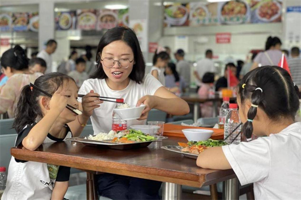 国庆中秋长假 赤壁政府食堂再次面向社会开放_fororder_图片23