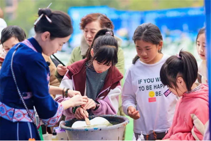 百辆房车汇聚地心谷 恩施州第二届露营大会即将启幕_fororder_图片4