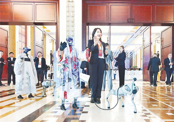 3300家楚商企业深耕人工智能领域 全球AI新楚商创新联合体启动_fororder_微信图片_2025-10-30_092639_150