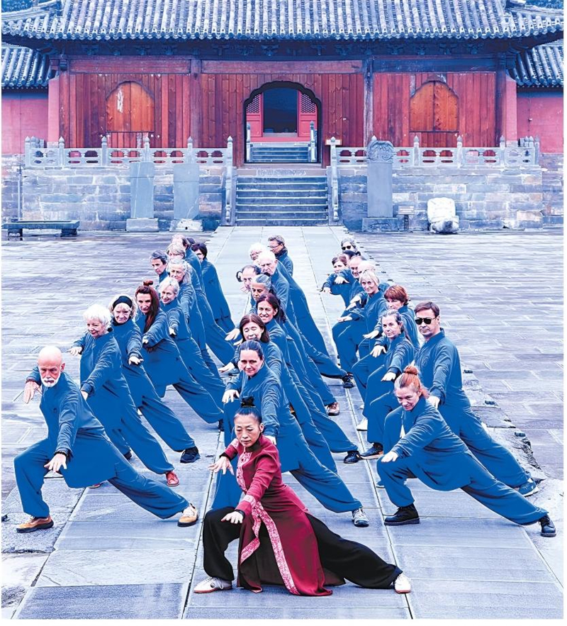 六大门派齐聚论剑 全球2000余名嘉宾问道武当_fororder_微信图片_2025-10-30_092905_920