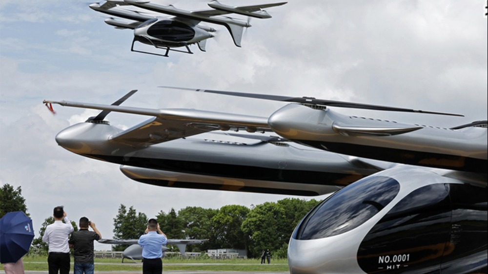 【央视快评】推动我国未来产业发展不断取得新突破_fororder_1769868051000_949