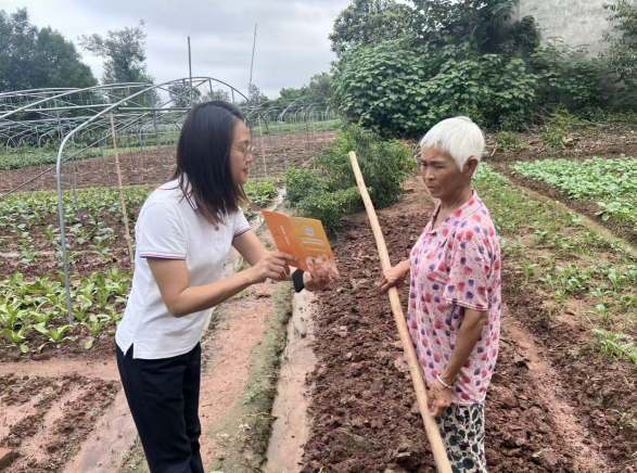 民生银行重庆分行扎实开展2025年金融教育宣传周活动_fororder_微信图片_20250923152831