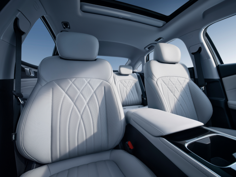 新一代国民电混家轿吉利银河星耀6全球上市  位置:资讯+移动端资讯_fororder_【1】新一代国民电混家轿吉利银河星耀6全球上市1421