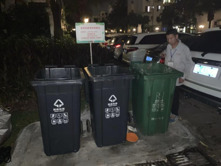 从“简易桶点”到“打卡点” 广州垃圾分类投放点“成长记”_fororder_图片4