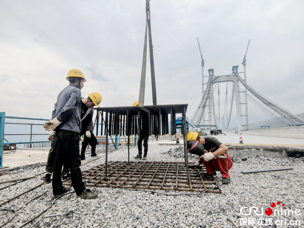 安盘高速天门特大桥已完成主缆施工_fororder_图片1