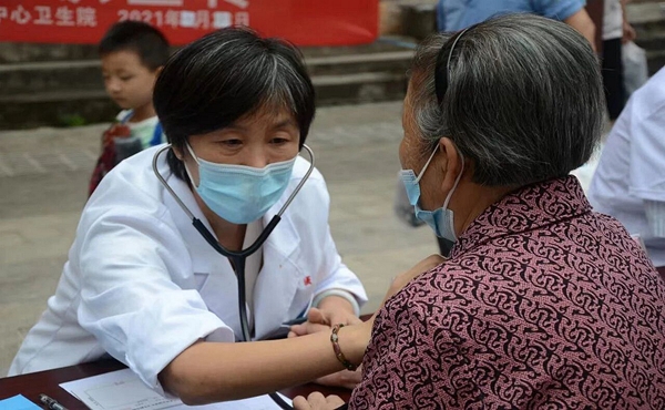 粤贵花开在遵义 | 1.74亿,珠遵山海情深赴新程_fororder_管延萍义诊。