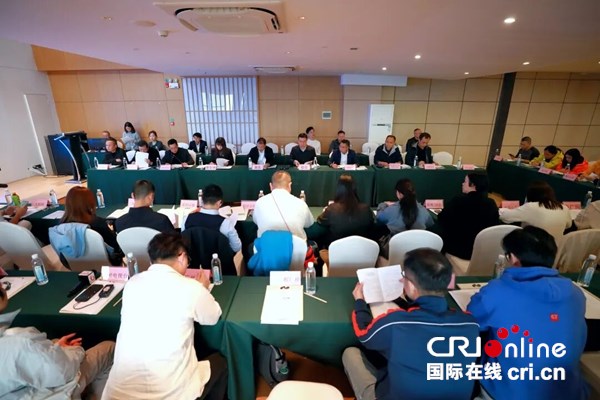 粤贵花开在黔南 | 2025年“粤港澳大湾区媒体黔南行”主题宣传报道活动启动_fororder_图片1