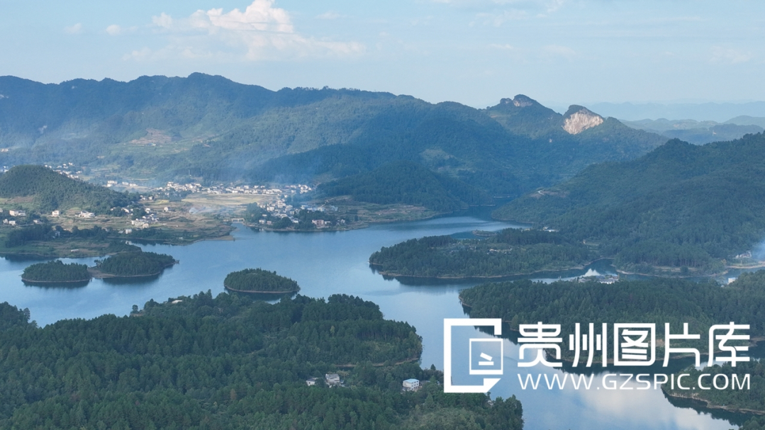 今年上半年贵州119个地表水国控断面水质优良比例为98.3%