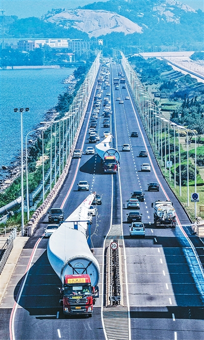 创新势能足 产业焕新机 创新势能足 产业焕新机