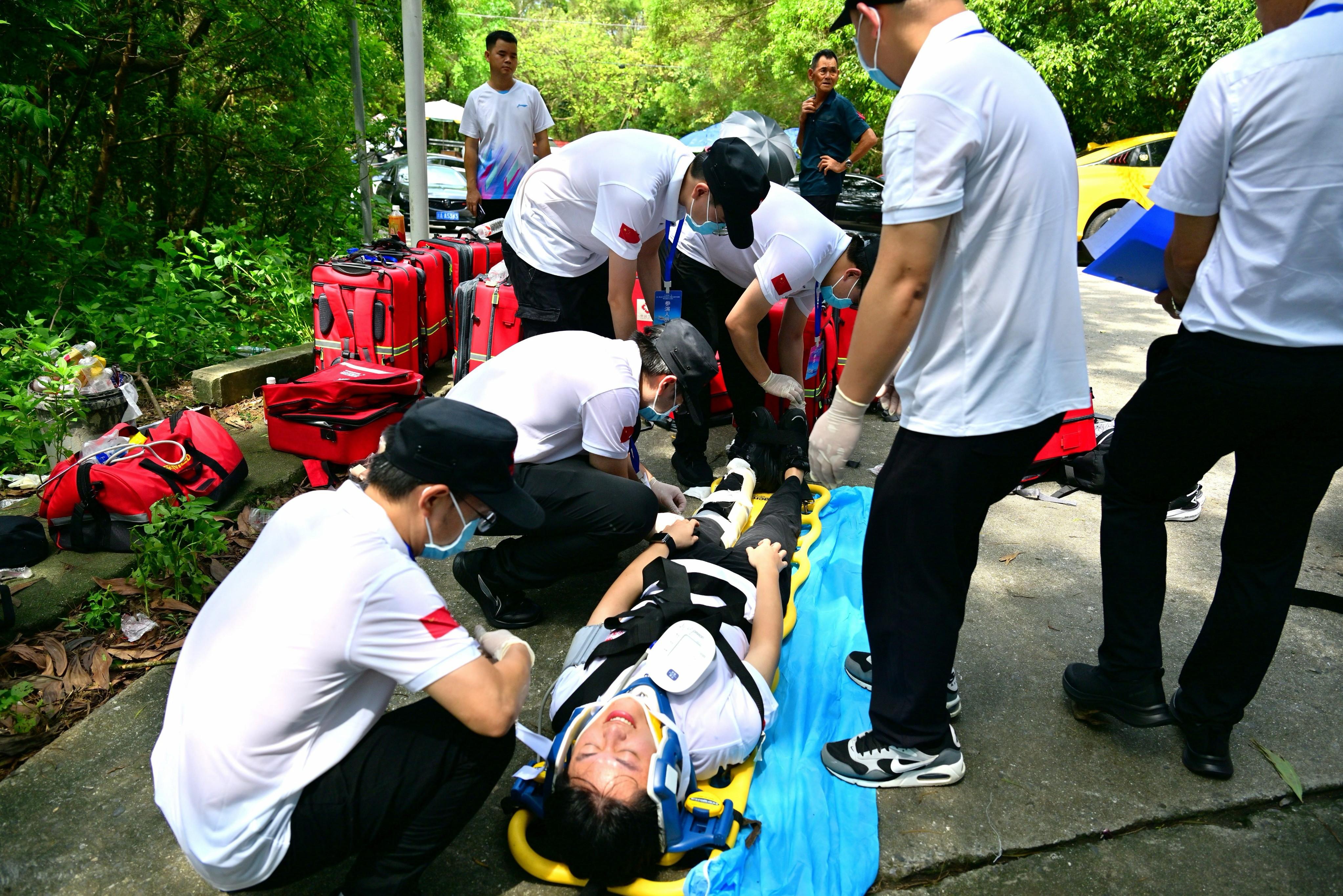 广西沿海三市开展紧急医学救援实战演习大练兵_fororder_3