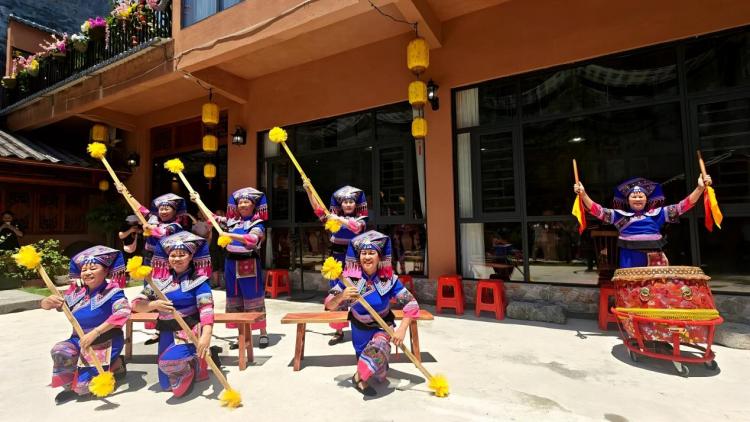 广西都安:“花密样小院”开院迎宾 展现瑶乡非遗文化_fororder_3