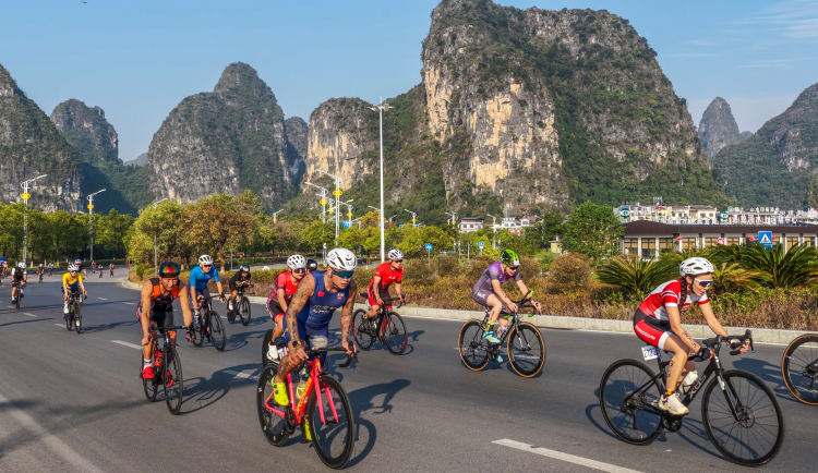 赛事流量变文旅销量 2025阳朔铁人三项赛“一赛兴城”效应显现_fororder_2