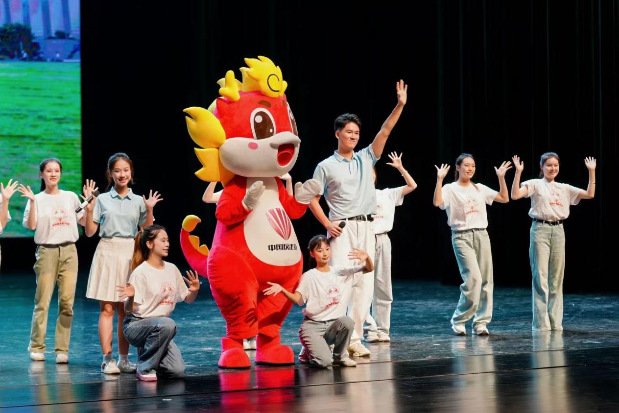 2025年中国反走私文化大篷车暨第四届全国大学生反走私创作大赛巡讲启动仪式在南宁举行_fororder_2