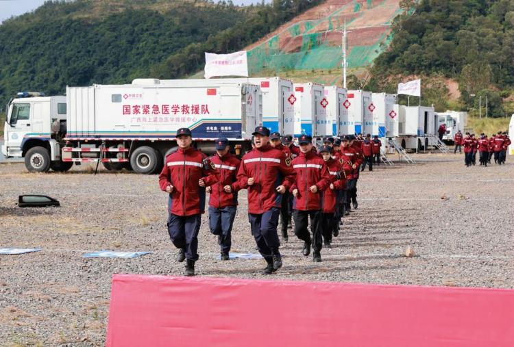 2025年跨境紧急医学救援联合演练在防城港举办_fororder_3