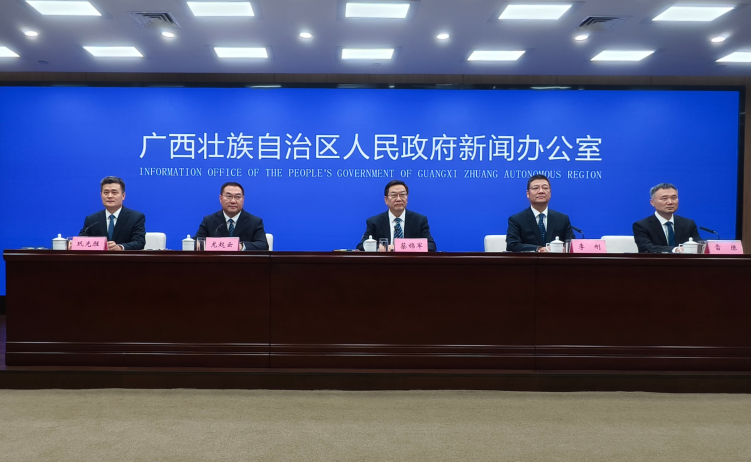 今年前三季度北海市累计接待国内游客人数5442万人次_fororder_图片1