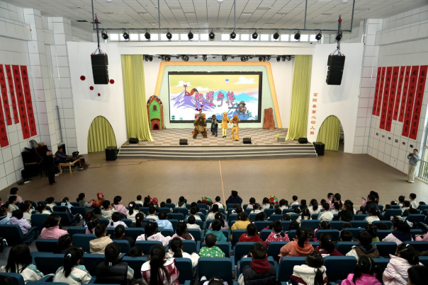 河北高阳:儿童剧进校园 照亮童年时光_fororder_河北高阳:儿童剧进校园 照亮童年时光96