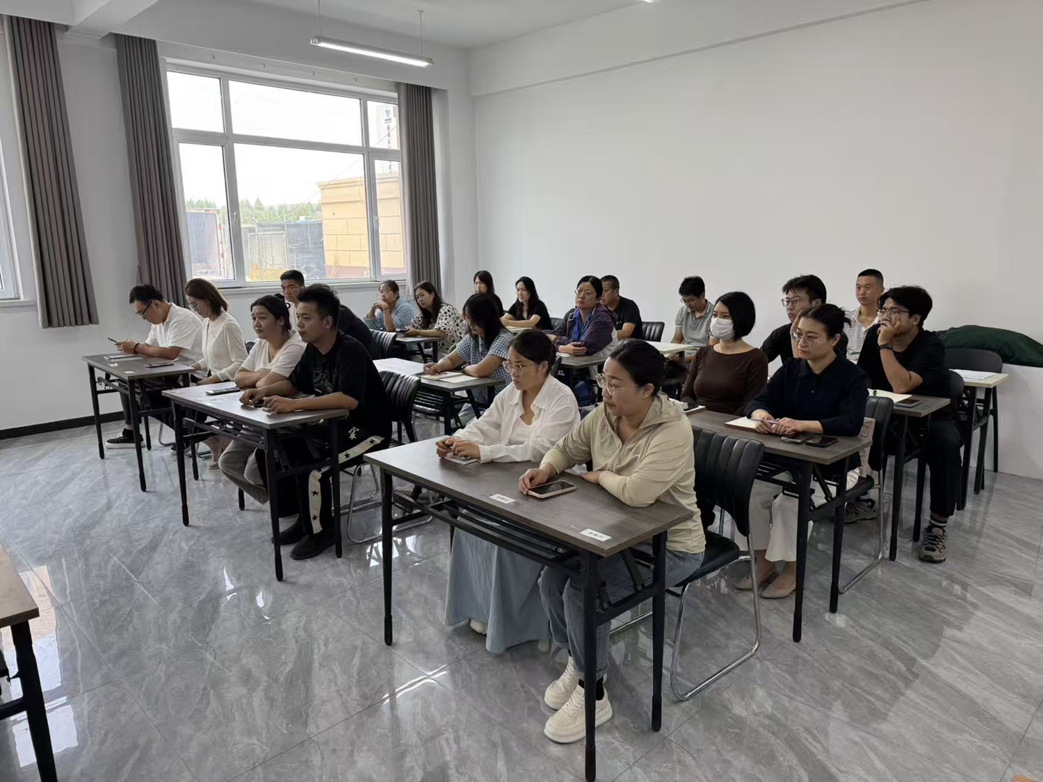 图片默认标题_fororder_与会人员 摄影 张晗