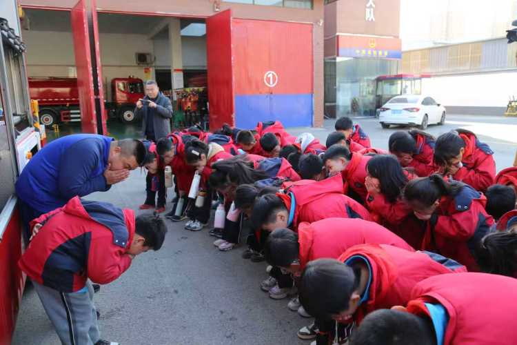 河北蠡县:消防实践赋能成长 安全意识深植童心_fororder_0003