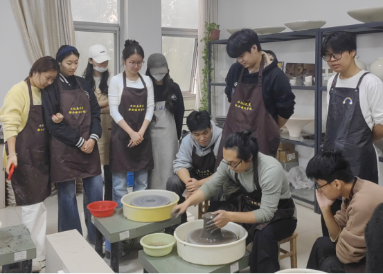 河北曲阳:探寻千年窑火 续写瓷艺新篇_fororder_河北曲阳:探寻千年窑火 续写瓷艺新篇176