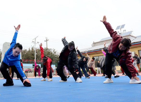 河北献县:巾帼展姿绽风华 体育赋能促振兴_fororder_河北献县:巾帼展姿绽风华 体育赋能促振兴(1)585