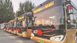 公交升级暖民心