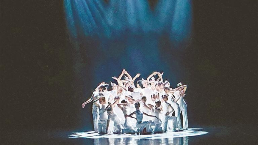 黑龙江首届原创舞蹈作品展演落幕