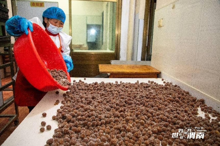 热气腾腾的中国年 | 陕西渭南:匠心“焙”出年滋味_fororder_图片3