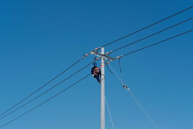 国网榆林供电公司:多维发力筑牢供电防线 用心守护民生冷暖_fororder_图片1