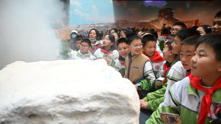 榆林靖边:统万城变身研学课堂 让匈奴最后的辉煌照进青春_fororder_图片2