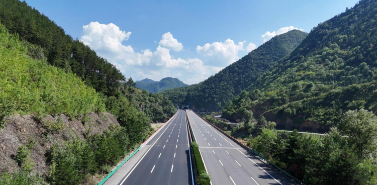 G40沪陕高速商州至竹林关段专项维修整治主体工程顺利完工并恢复通行_fororder_图片4