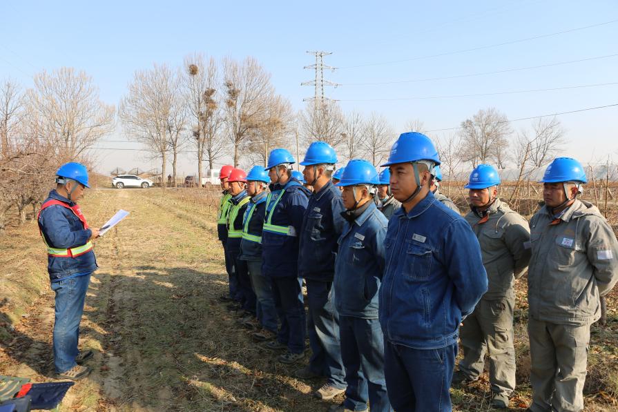 陕西渭南:加装防坠轨道 筑牢安全防线_fororder_image (3)