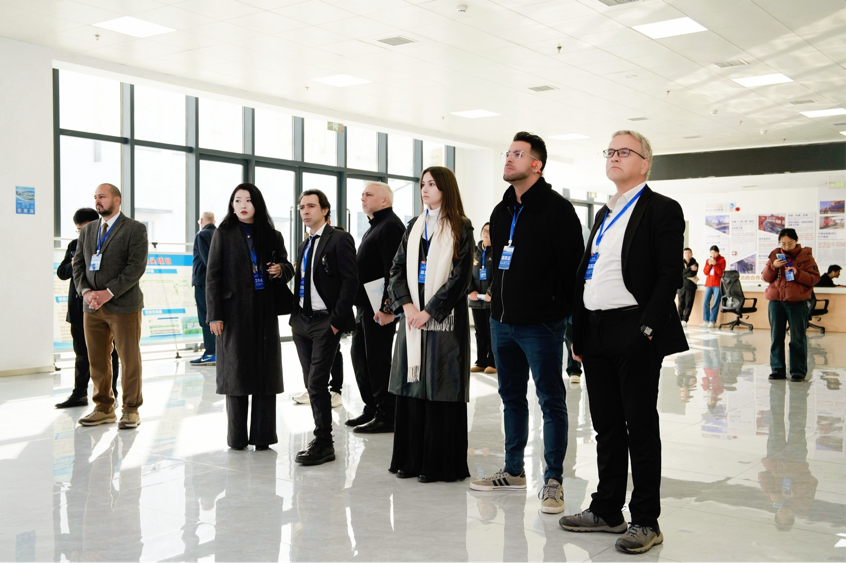 外籍专家眼中的开放西安:货通欧亚 心连丝路_fororder_图片20