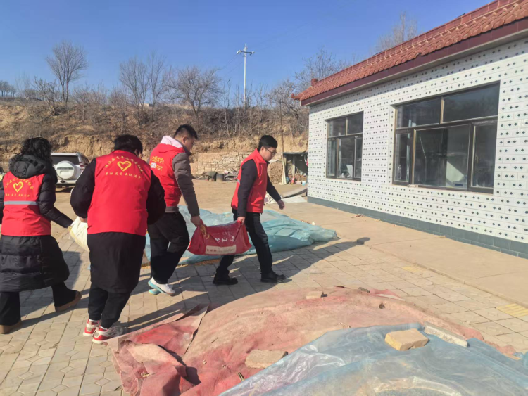 靖边县青年志愿者协会会长乔林:公益路上一束温暖的光_fororder_图片2