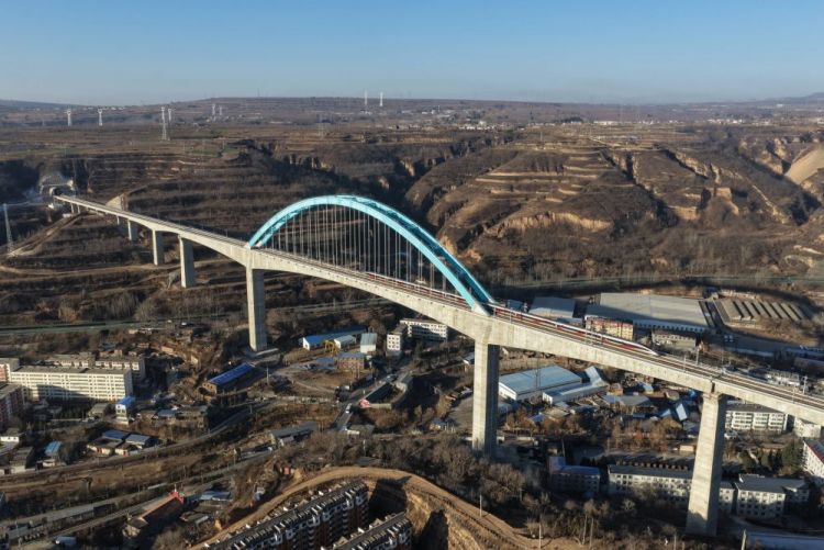 西延高铁开通!革命圣地延安迎来“高铁时代”