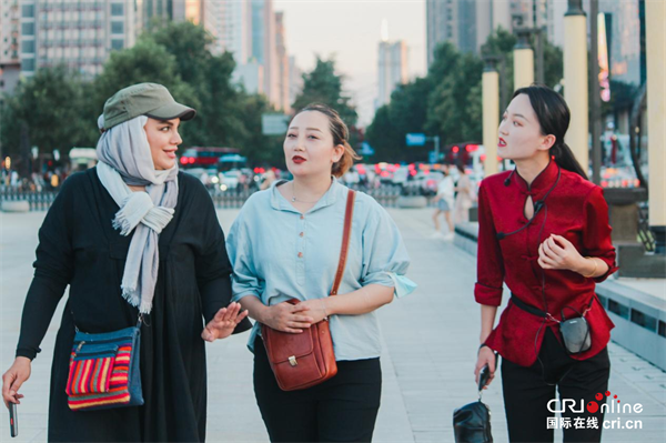 奥斯卡评委纳基斯·阿贝耶为电影《长安·长安》堪景 要把西安最美的故事讲给世界听